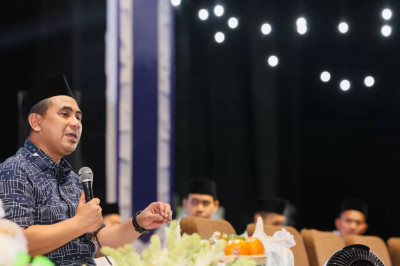 Hadiri Haul Tas’an Wartono, Wagub Taj Yasin Tekankan Pentingnya Integrasi Bisnis dan Kepedulian Sosial