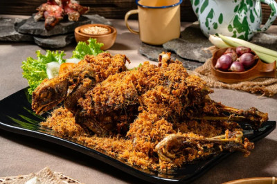 5 Resep Ayam Goreng Lengkuas yang Renyah dan Gurih